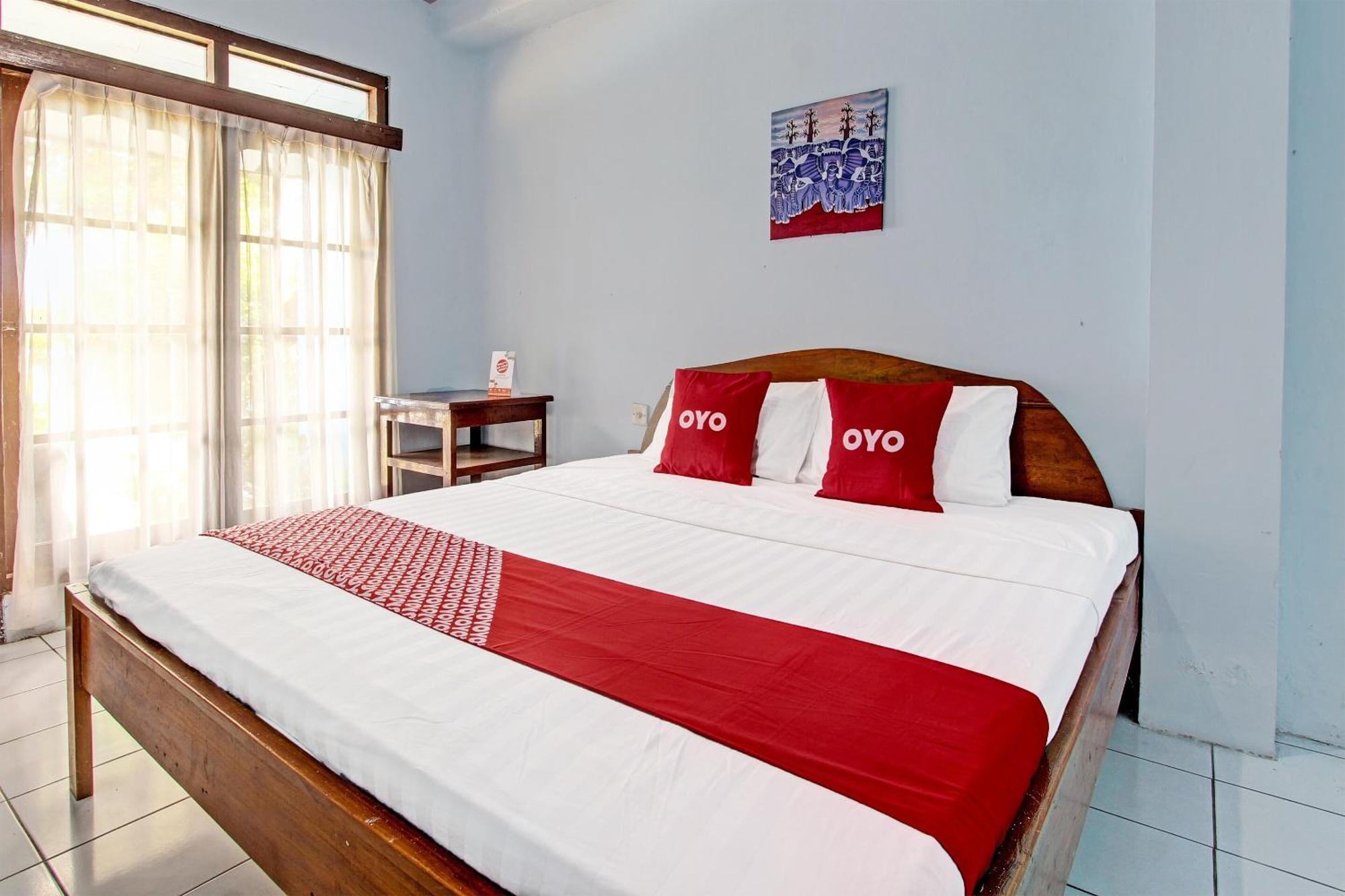 Capital O 91644 Loka Hause Hotel Salatiga Bagian luar foto
