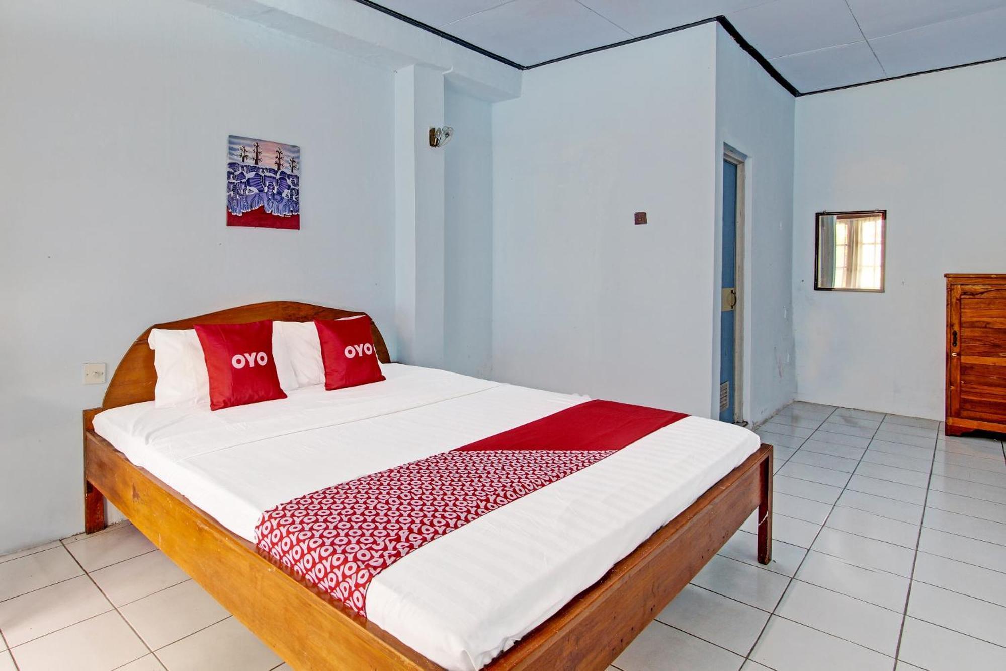 Capital O 91644 Loka Hause Hotel Salatiga Bagian luar foto